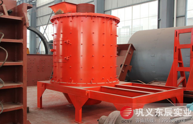 PEL立式復(fù)合破碎機(jī)